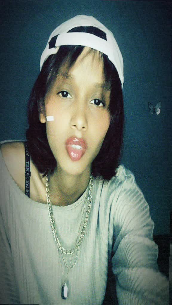 @model Lucky