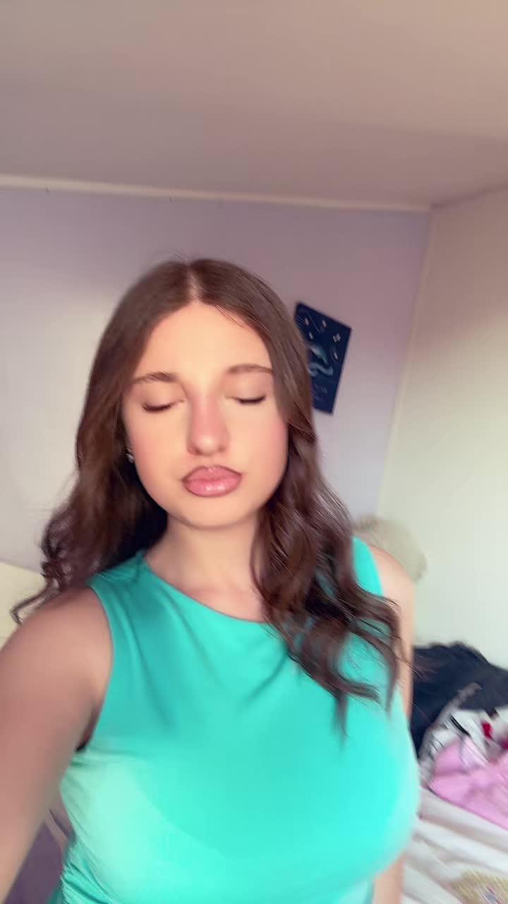 @delfinaclemente___