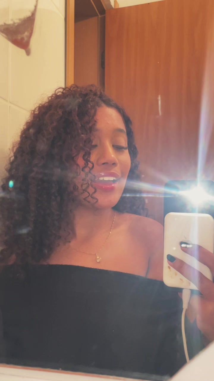 @iwishiwasanormalgirl