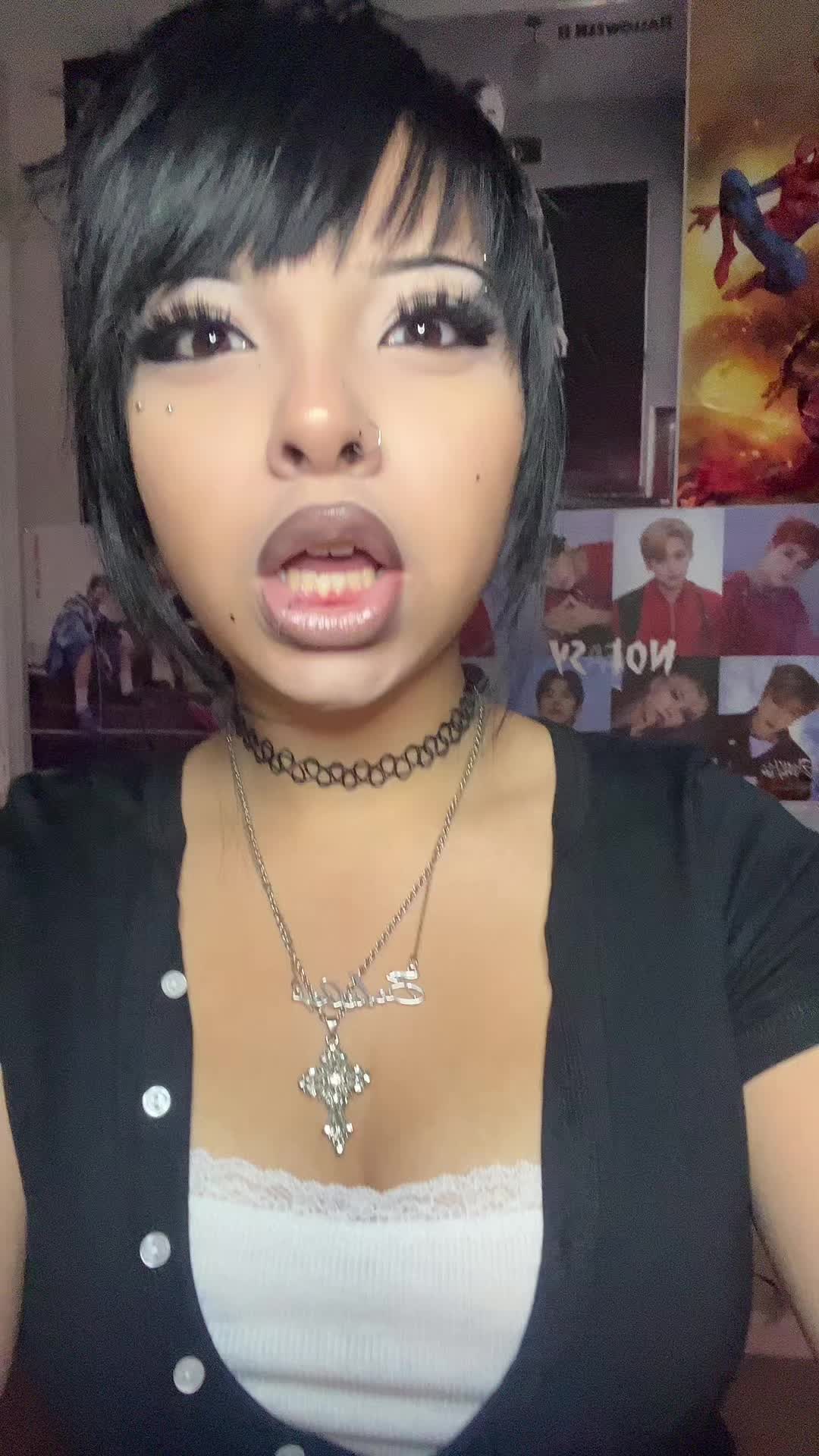 @ミライ