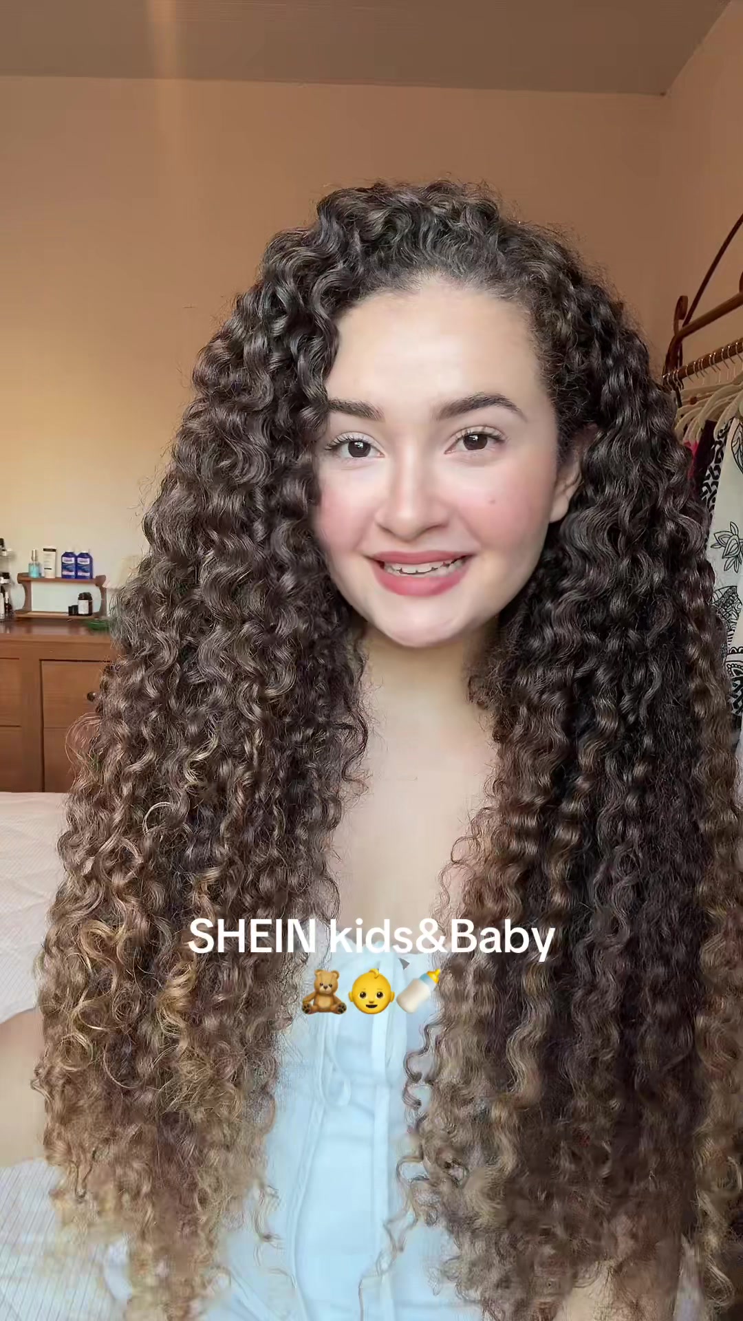 @laurabarrosv