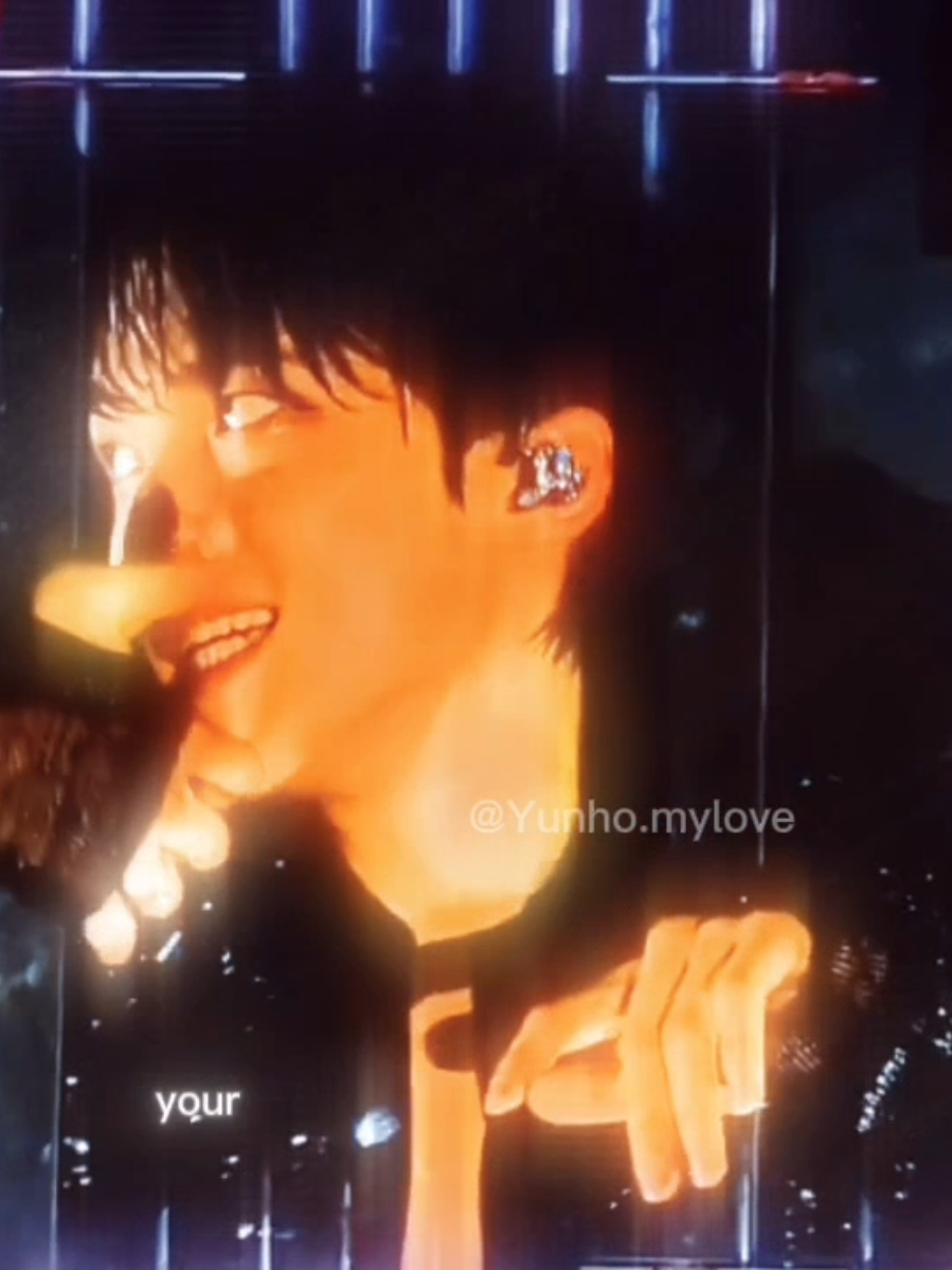 @Yunho Golden Boy