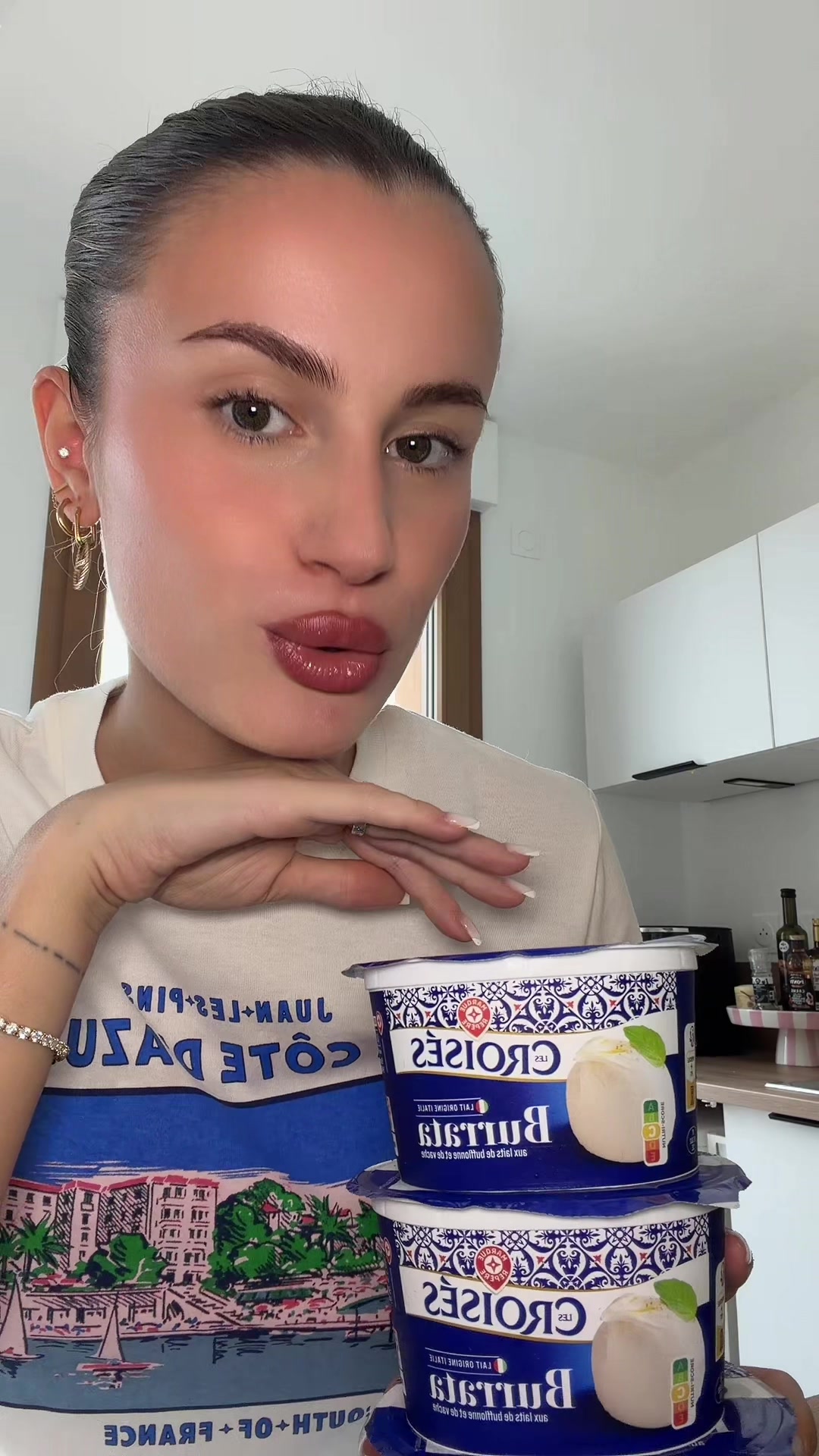 @E M M A 🍒