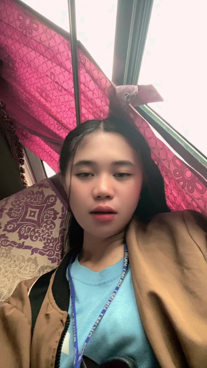 @lizaa