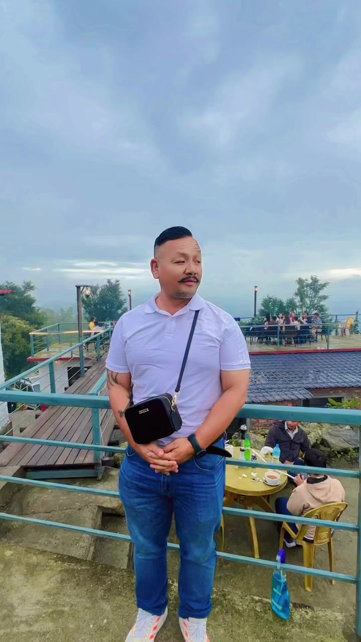 @गंगा थुलुंग 🍀🧿