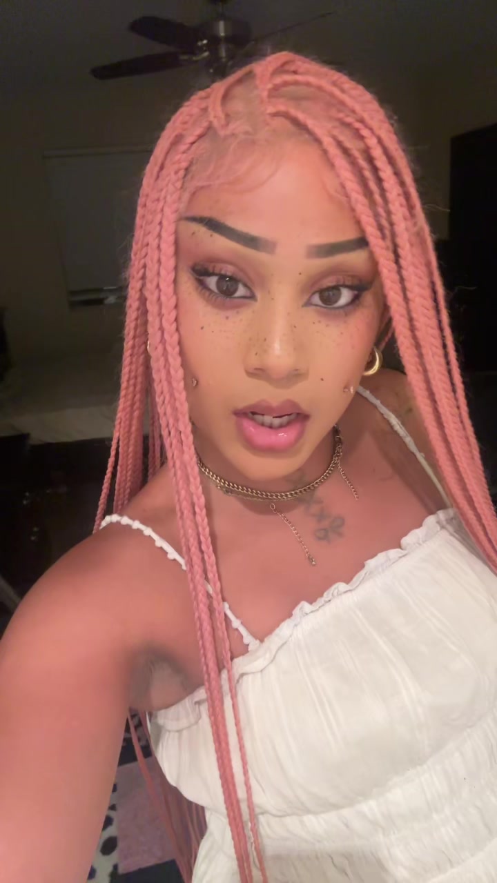 @msmollywok