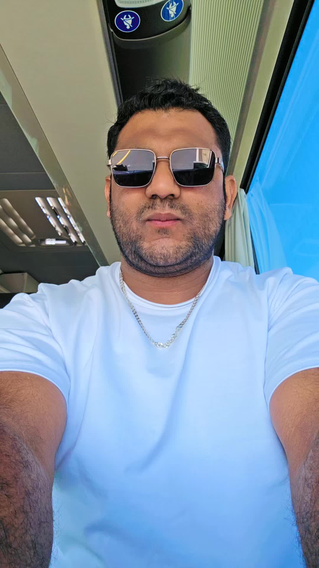 @Shahwaiz qureshi