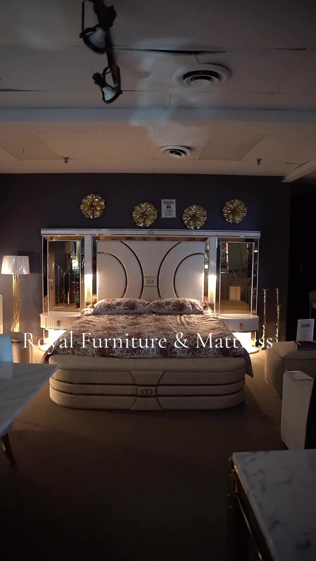 @Royal living furniture