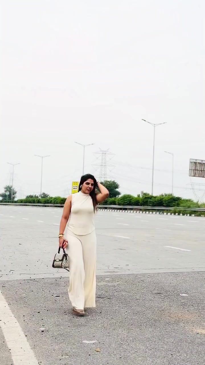 @Chandani Bhati