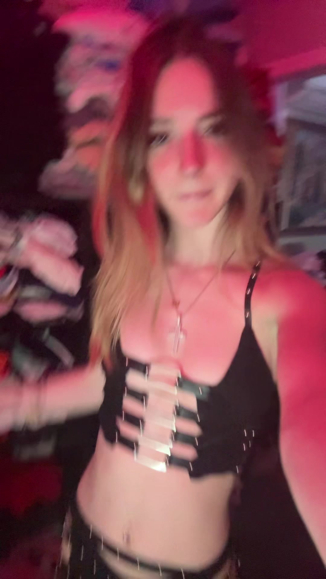@giaaaaa kneee
