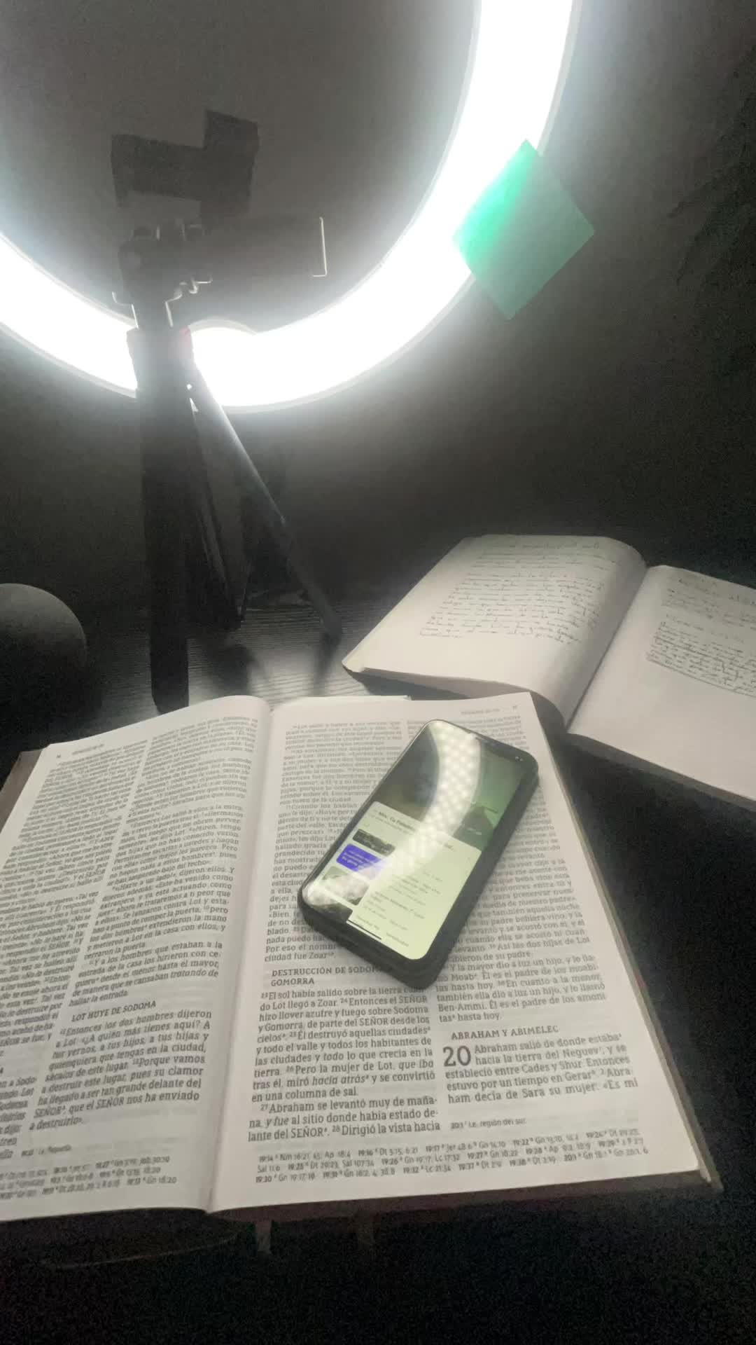@M-C🙏✝️