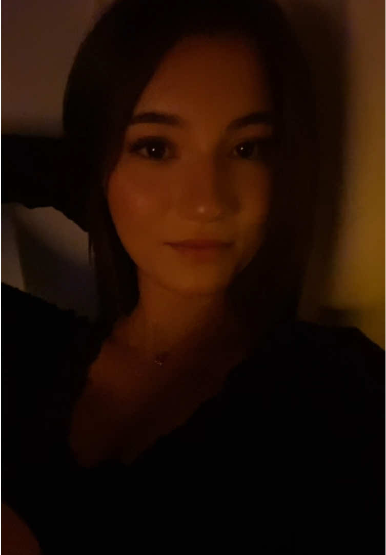 @aniska🪽