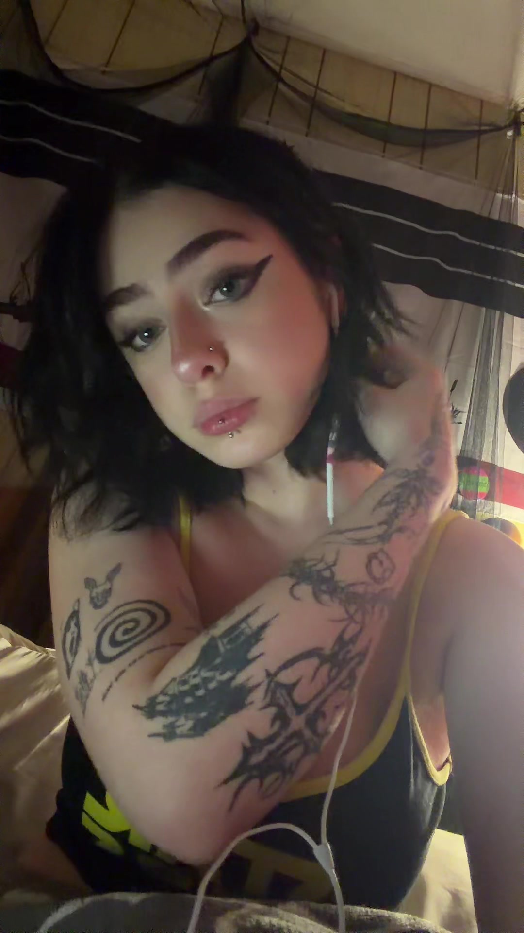 @supersecretaccount001010