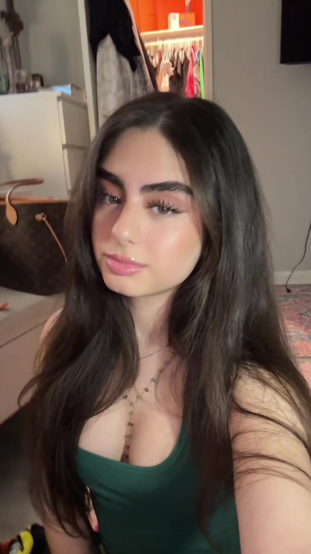 @anita