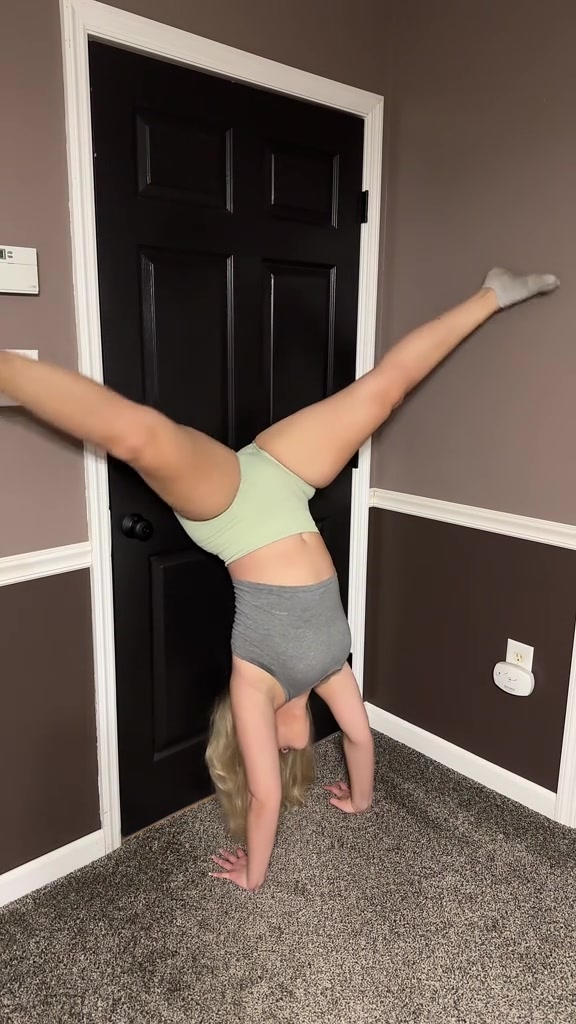 @Alyssa Paige:)