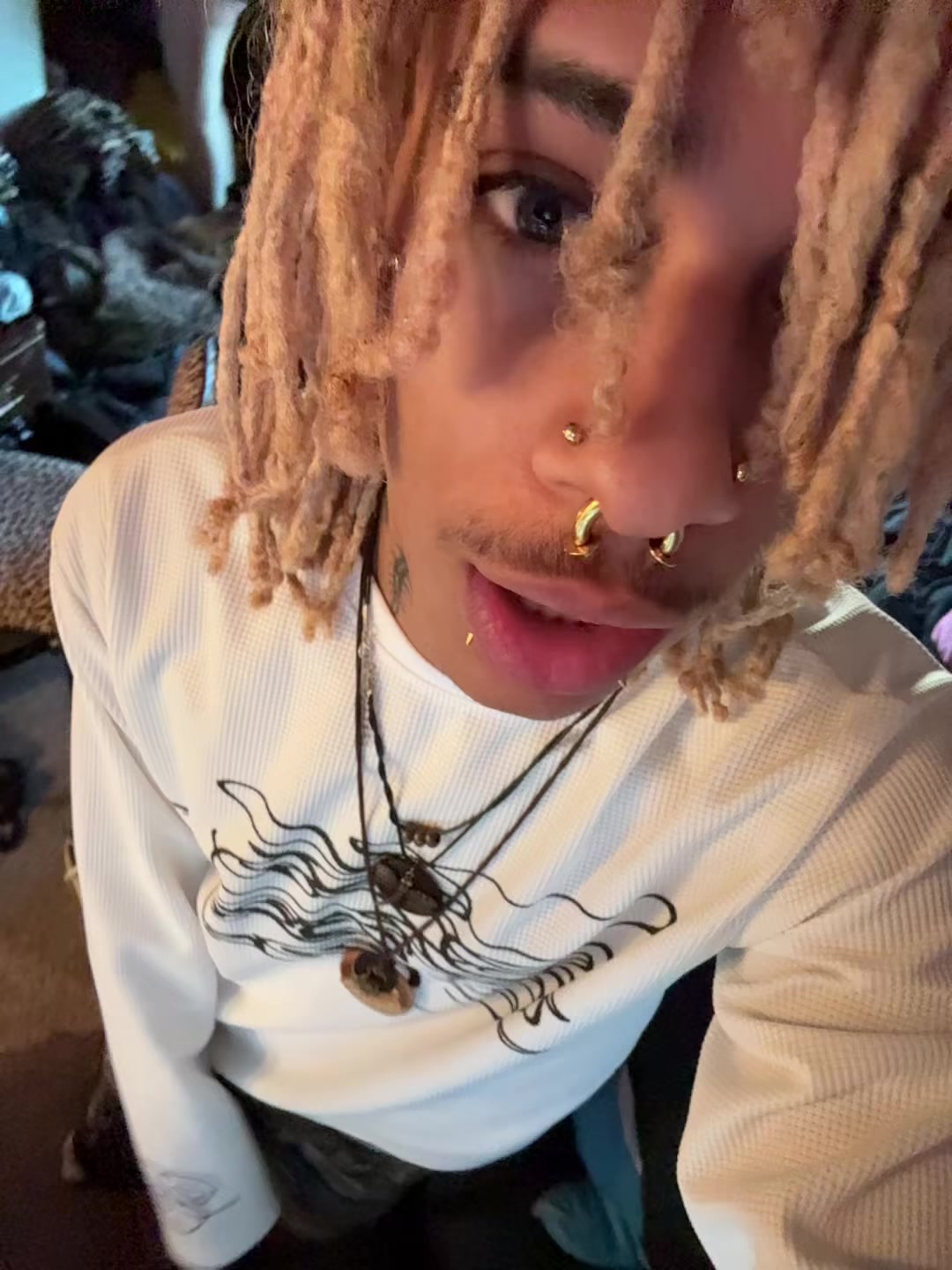 @𖣂♱AK𖣂♰