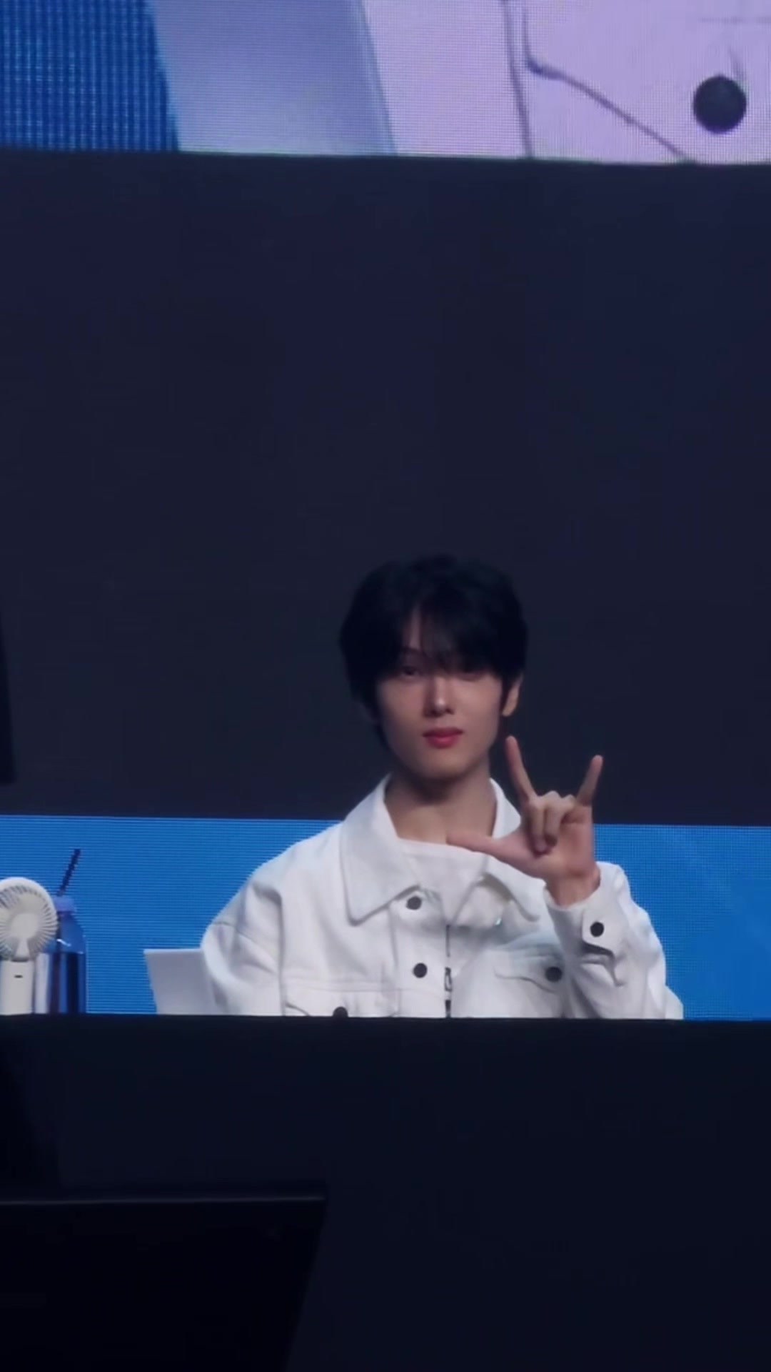 @메롱