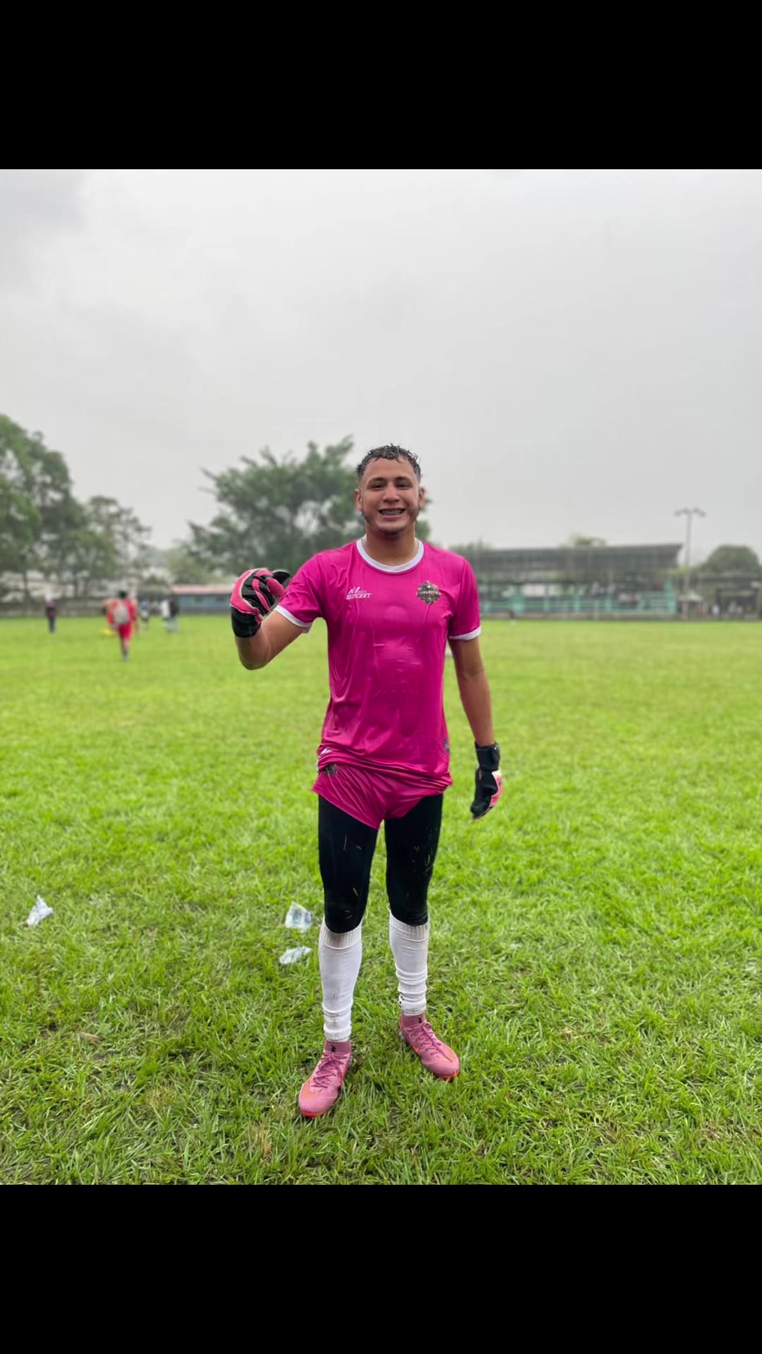 @Ronald Bajurto🦦