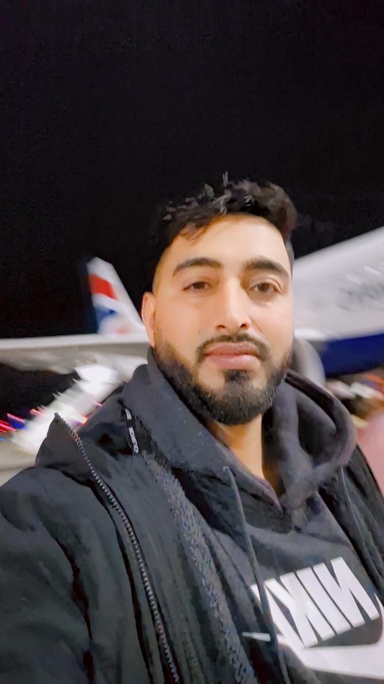 @Toqir ahmed 🇬🇧