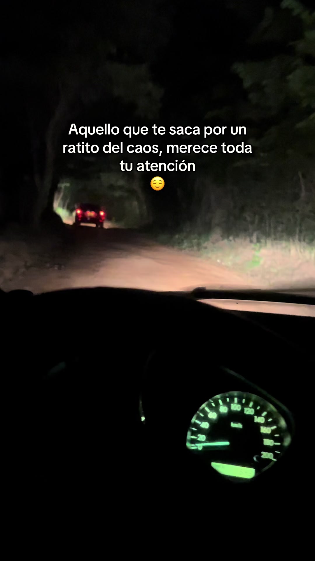 @🚵🏻🫰🏼
