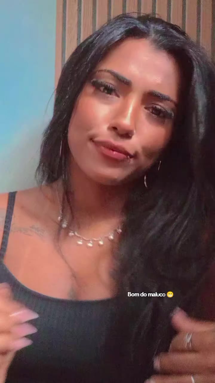 @taynasoares💜