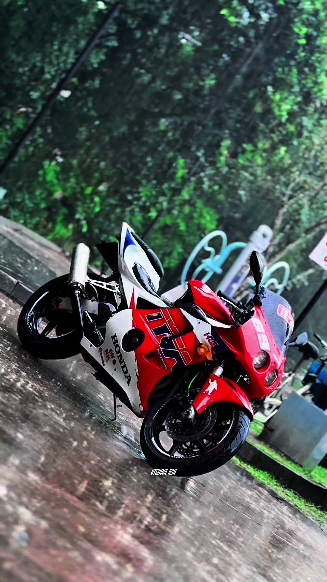 @Vishwa_Ash_🐉