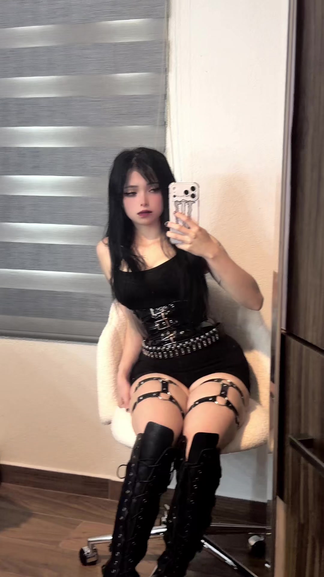 @ttv emily_g0th