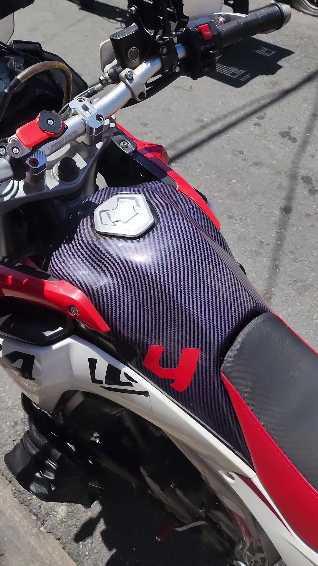 @biker_technology