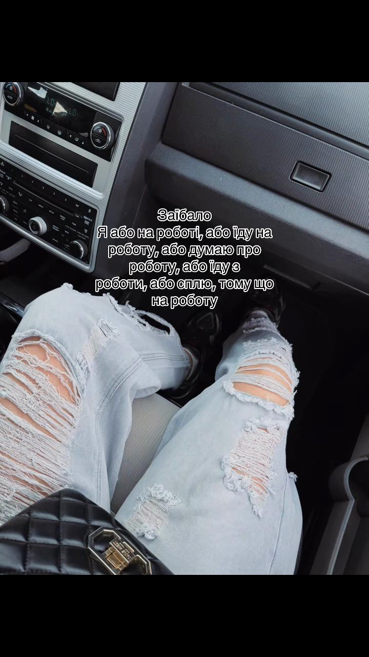 @Karina🐍