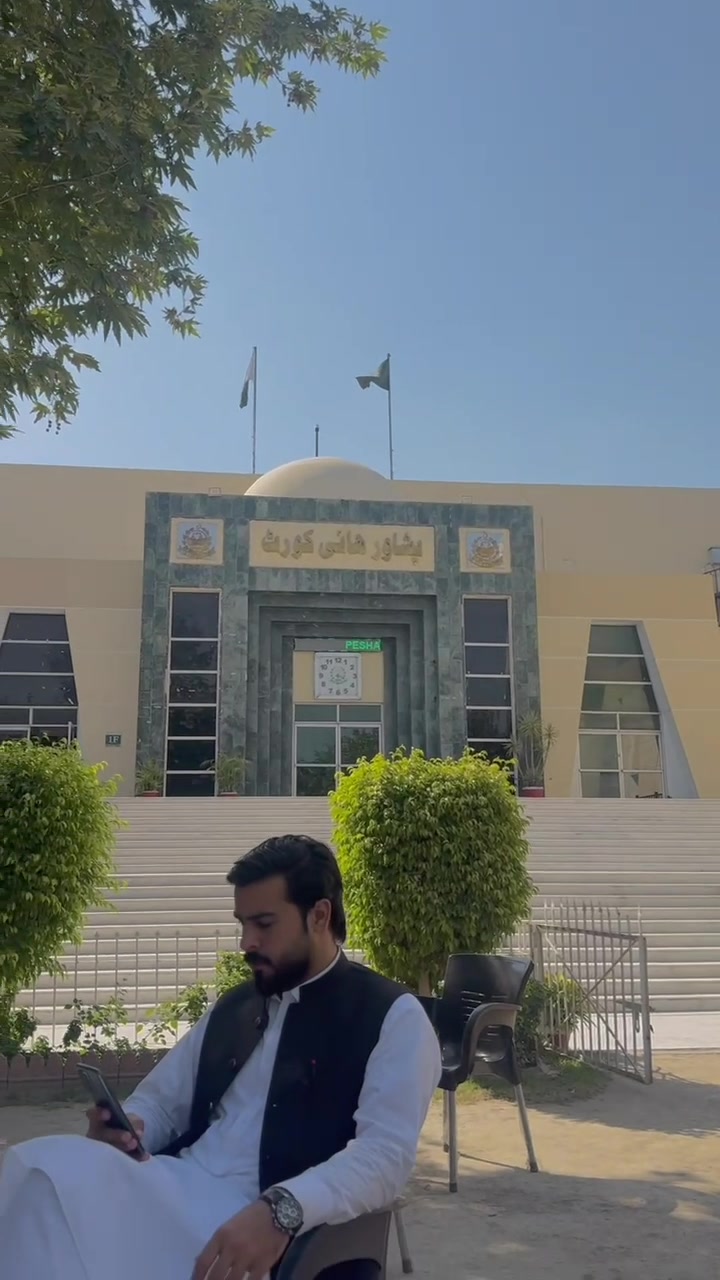 @عزیز خان 🚩