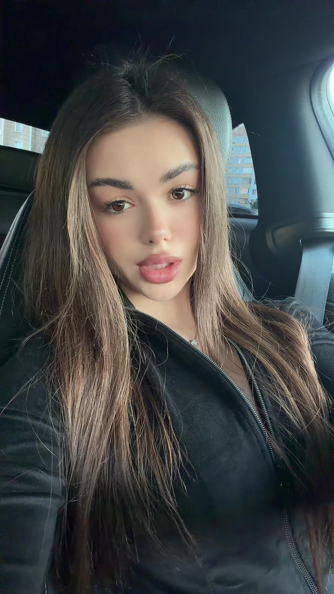 @_aleksandrasevich_