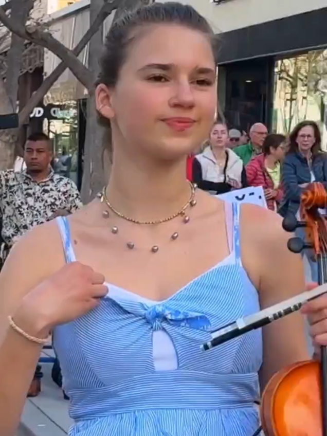 @Karolina.US