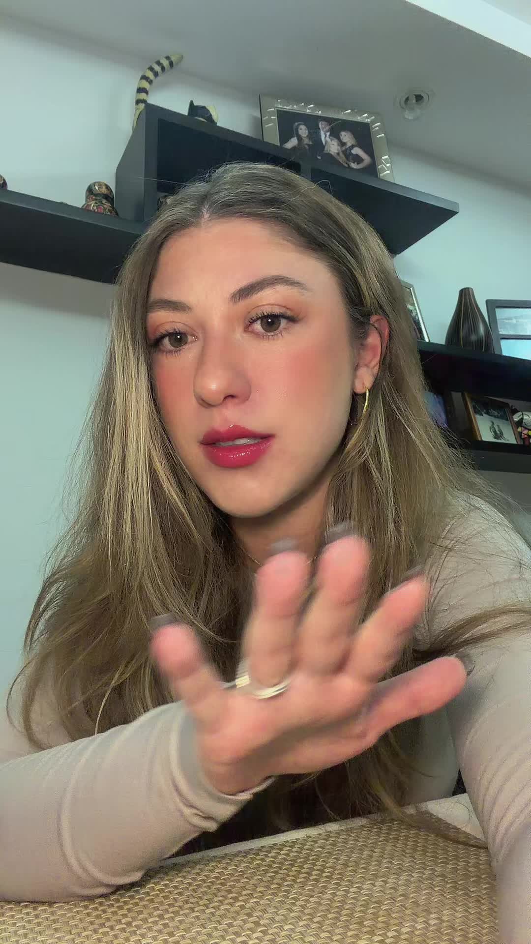 @Titicatira
