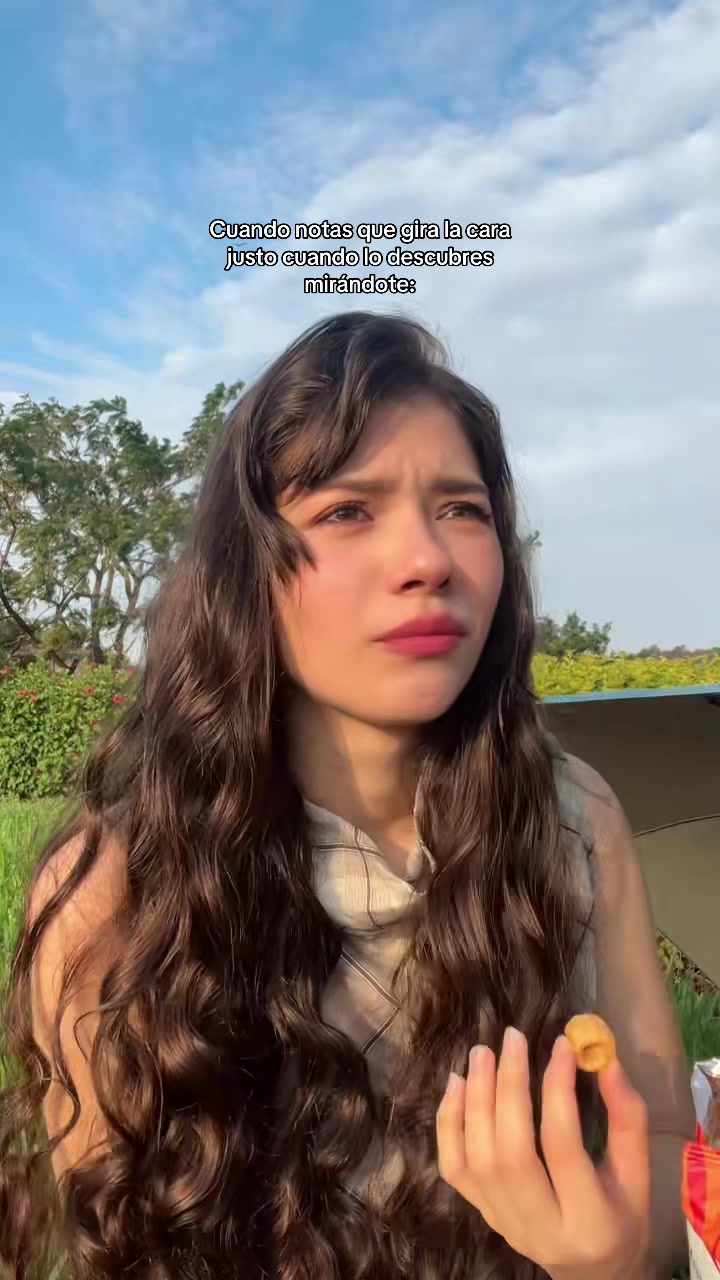 @Elva León