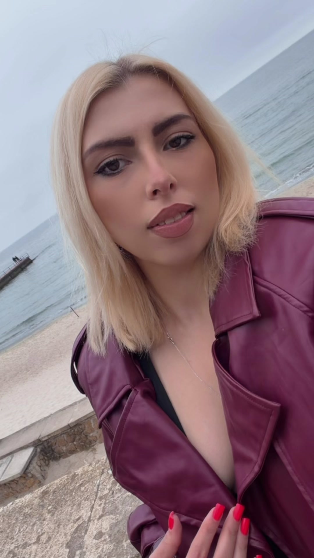 @Vikt💥riaaa
