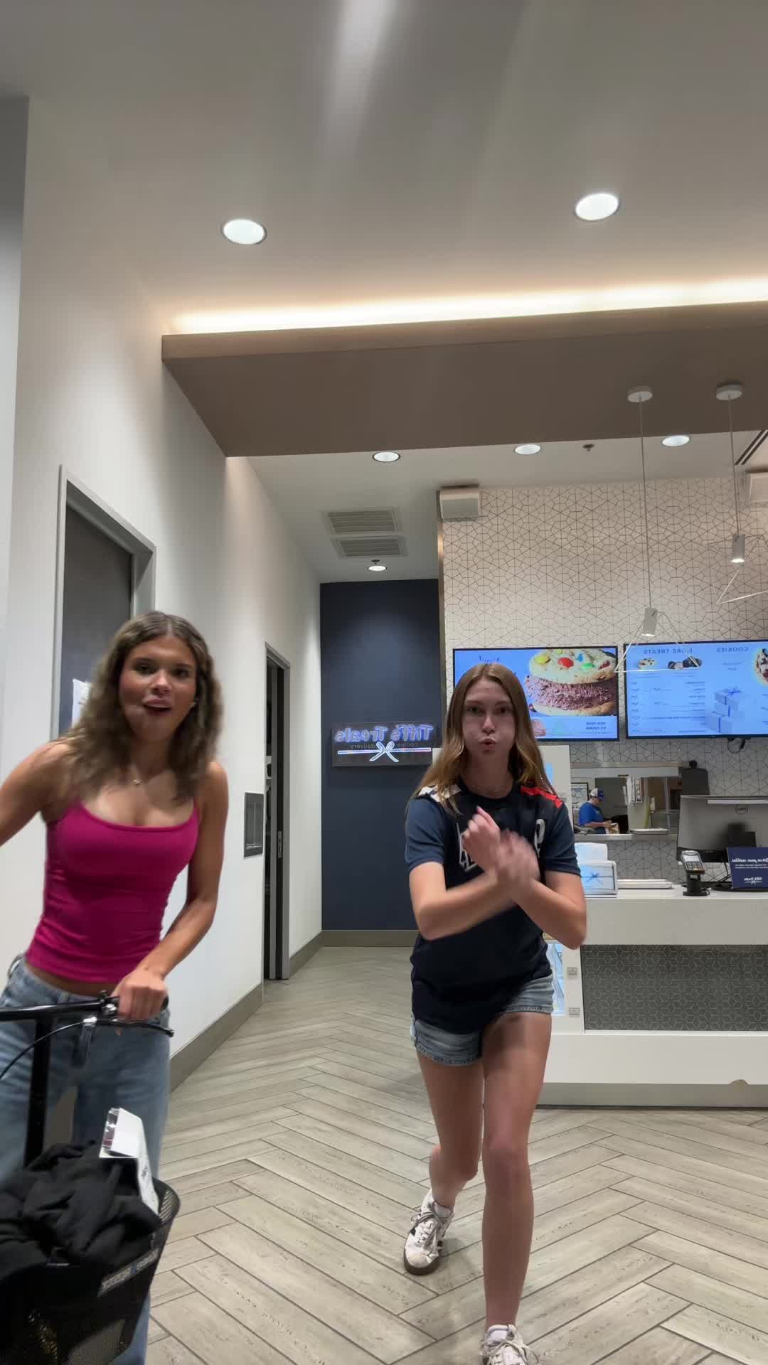 @aryah!