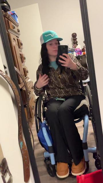 @paraplegic queen 👸