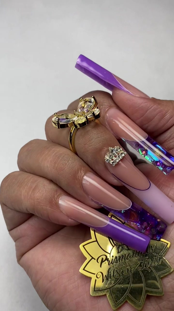 @Prismanails_