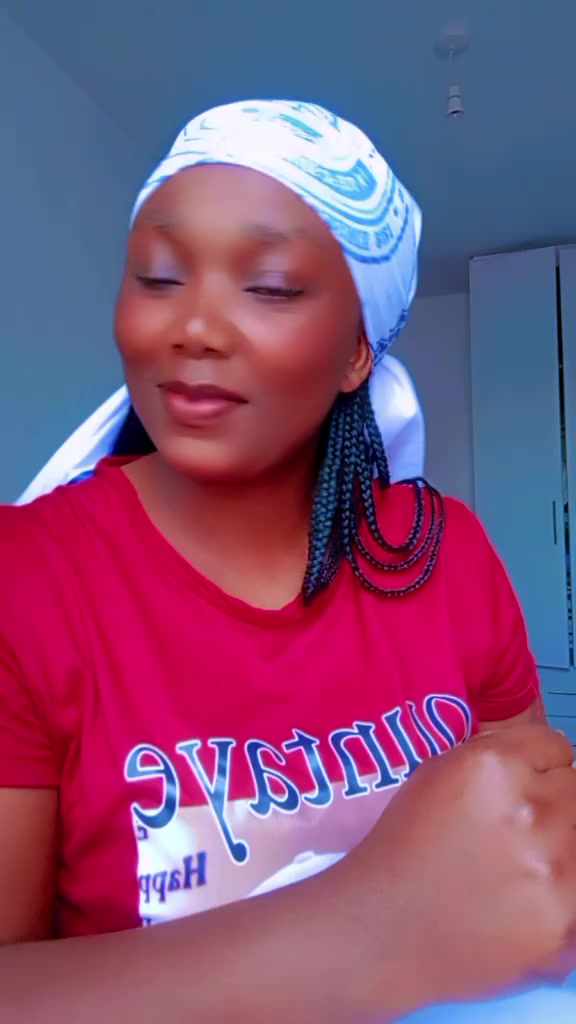 @angieclarita