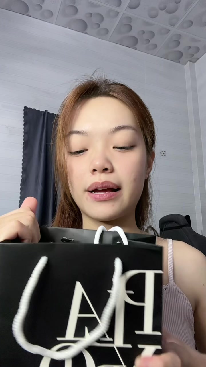 @Thi&ecirc;n Hương