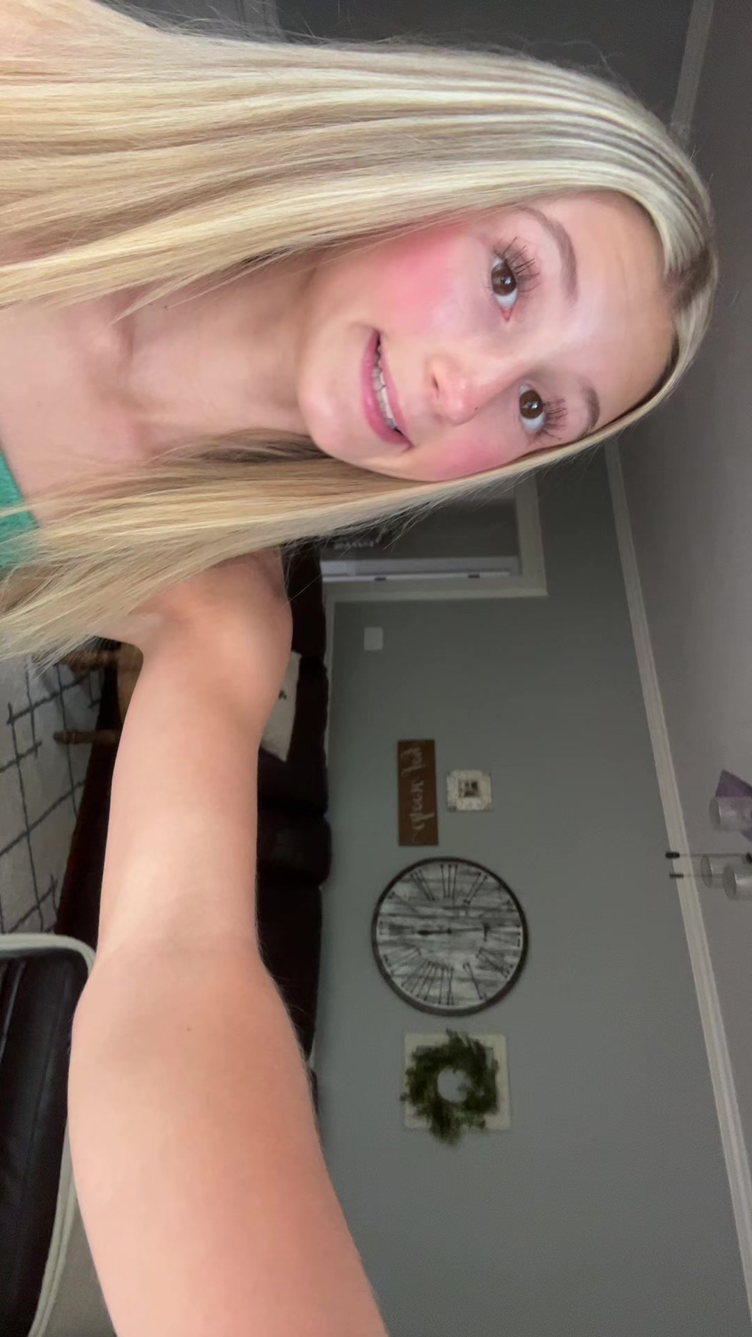 @ava.spam💐