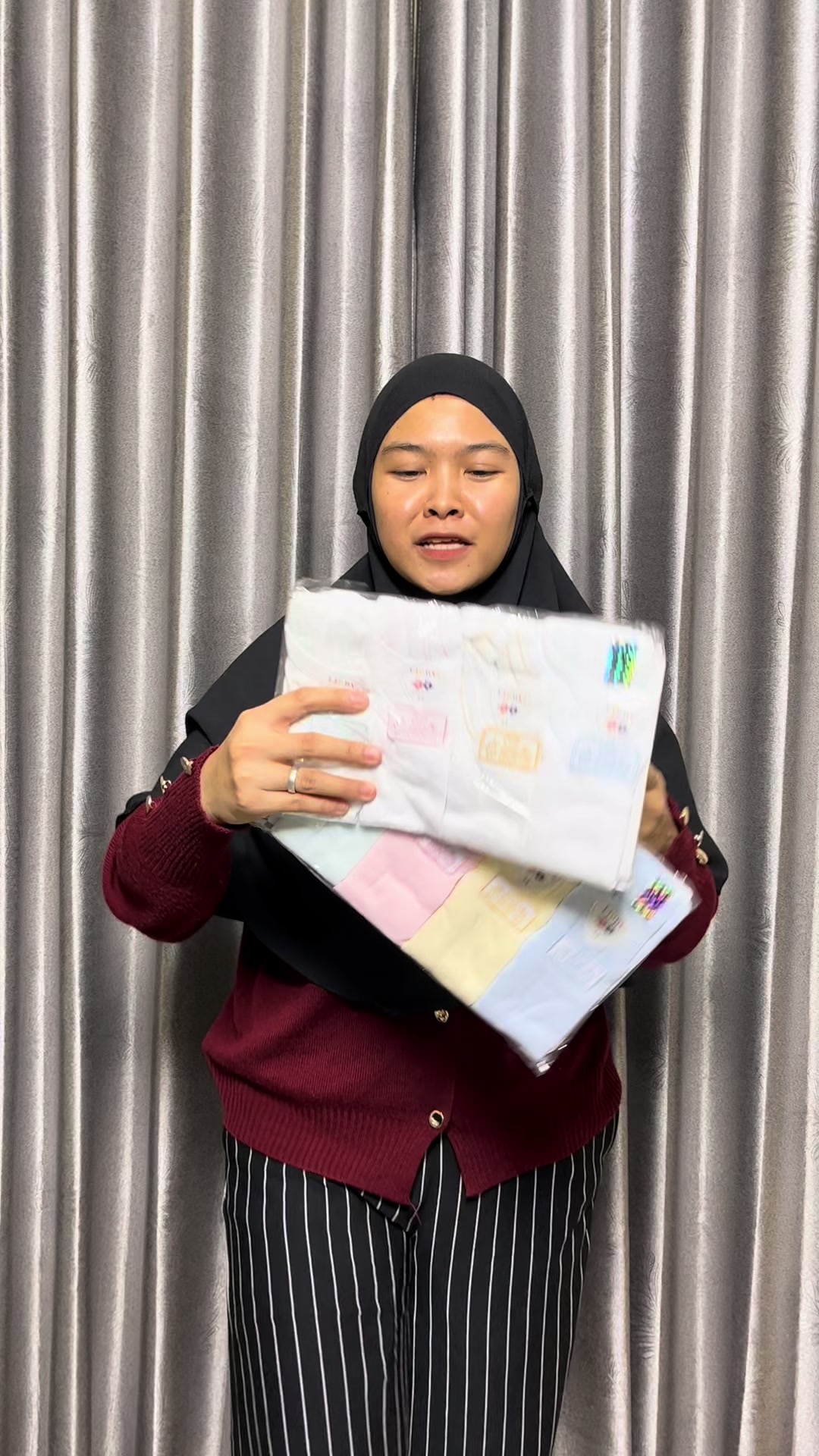 @Lia alam17