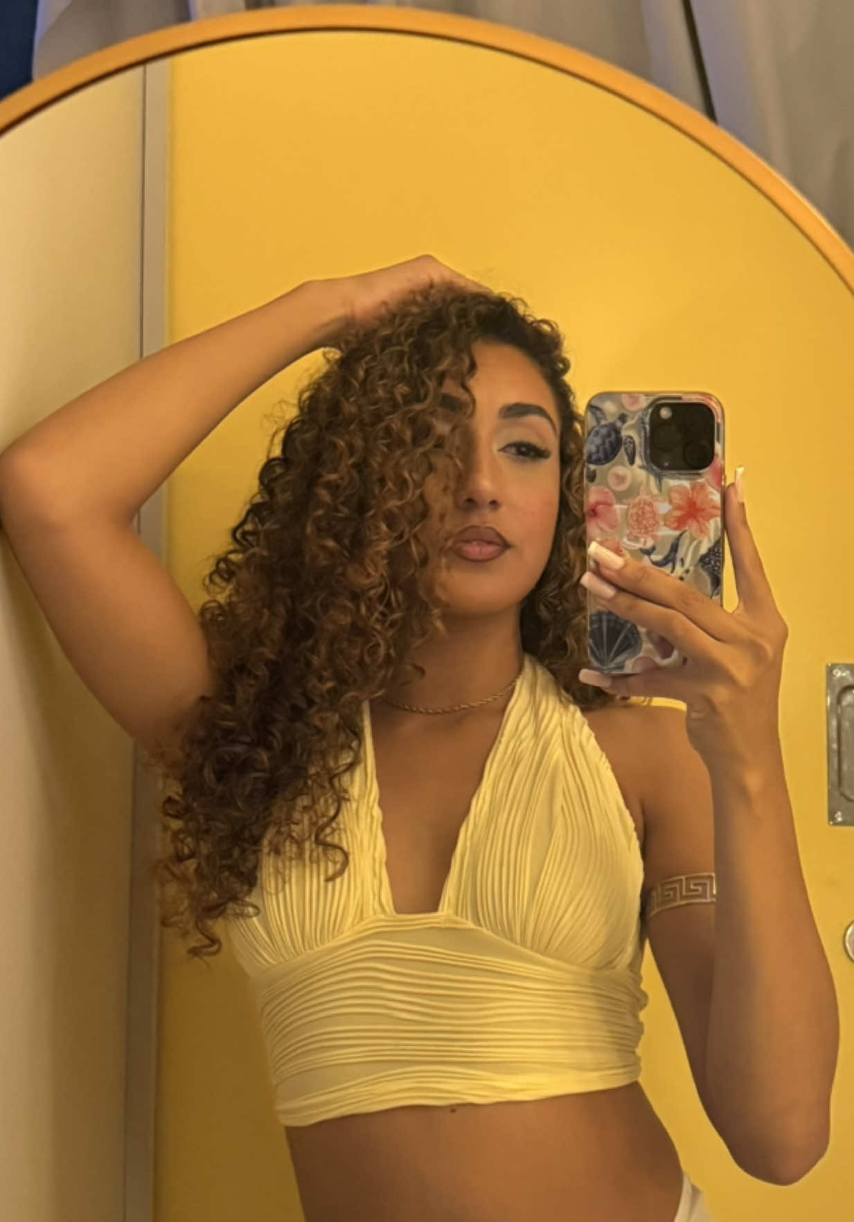 @isabella