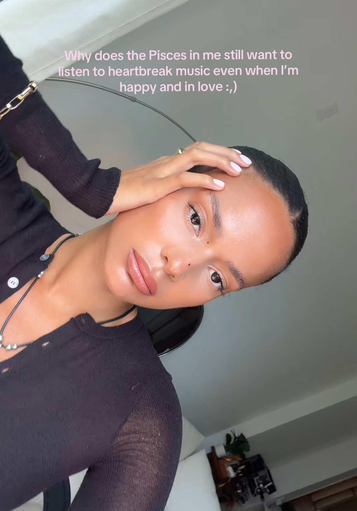 @KYRA
