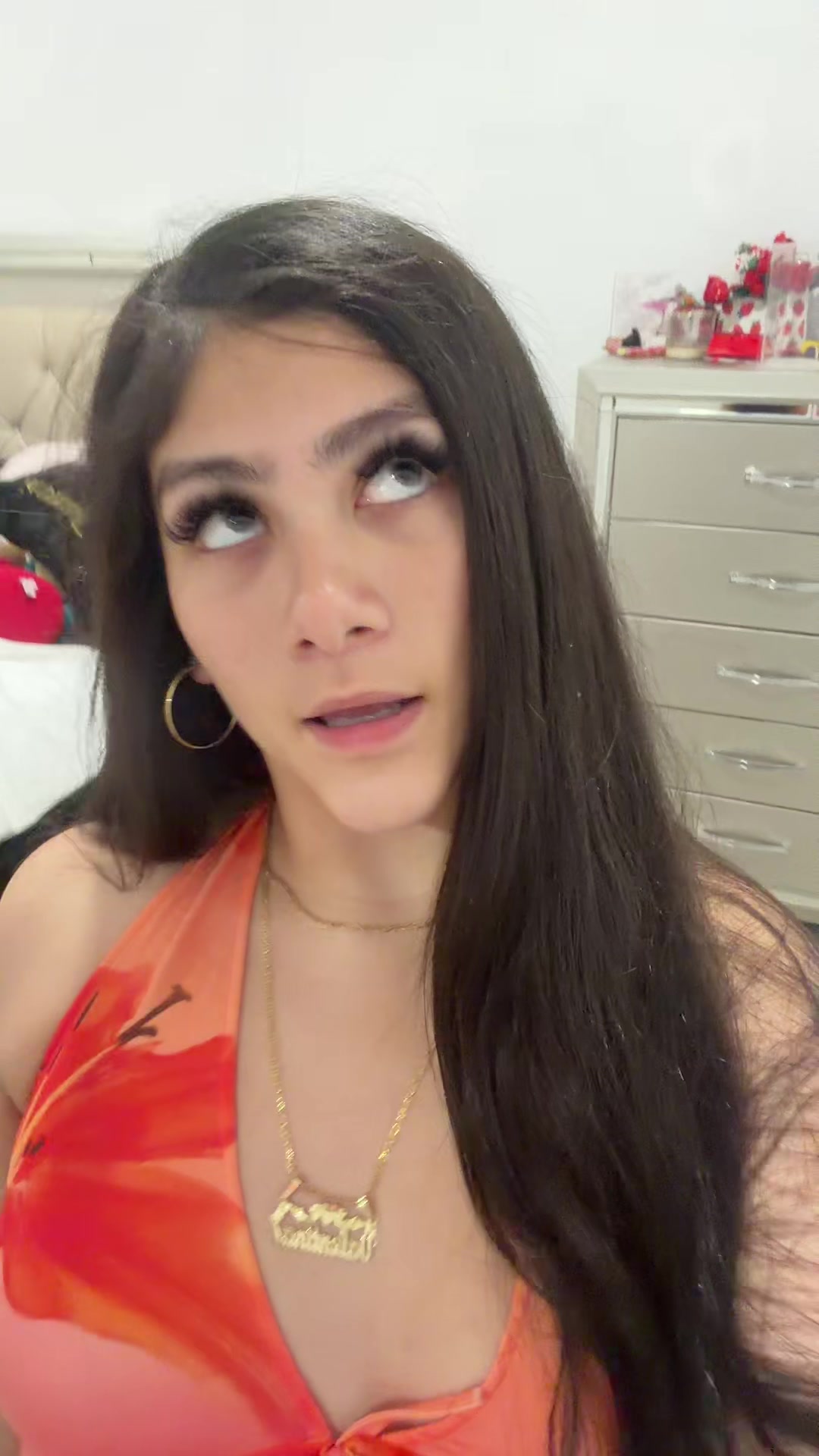 @va19tina