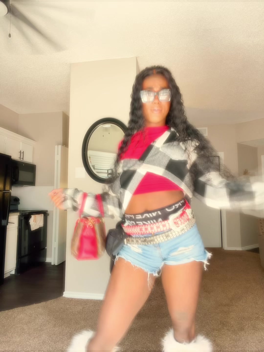 @llill.Cameron