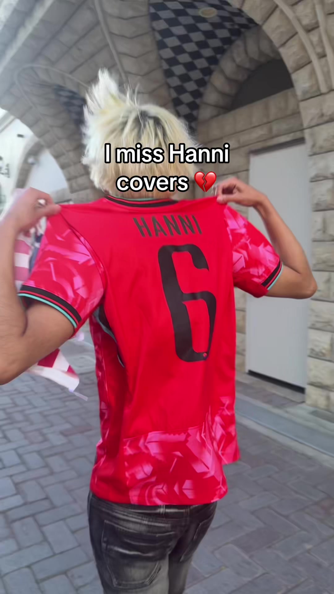 @AlexYanat
