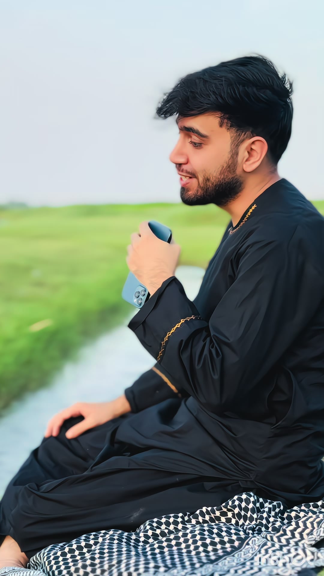 @azaljee_1