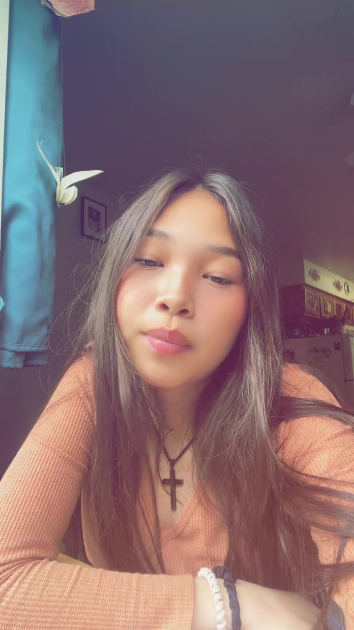 @𝕬𝖛𝖆😙