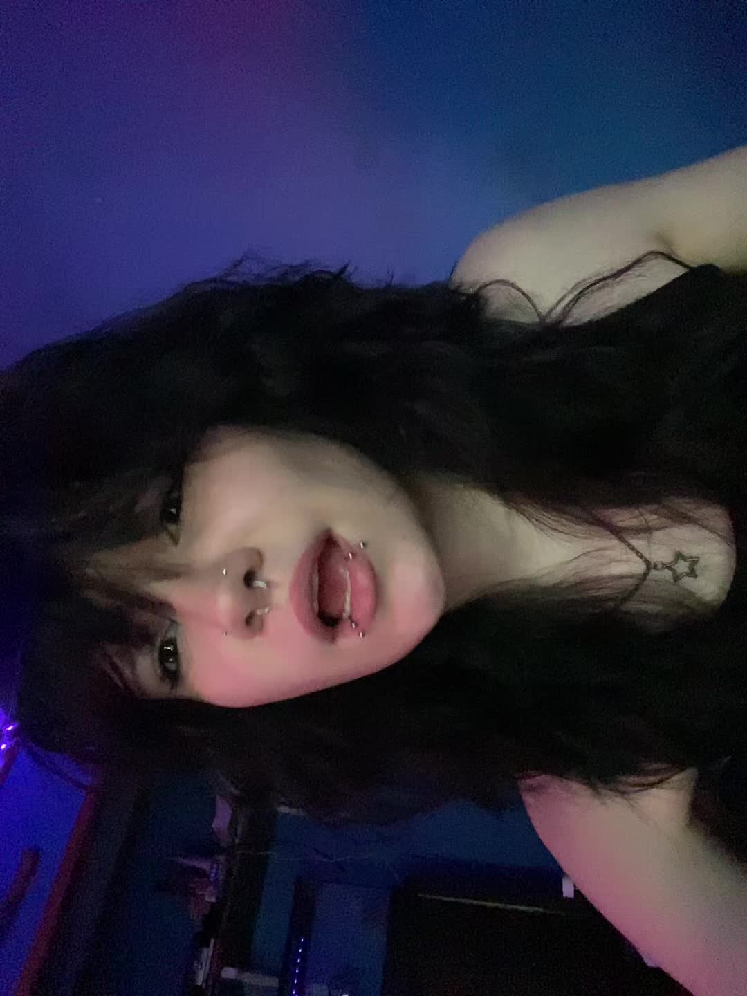 @🤐